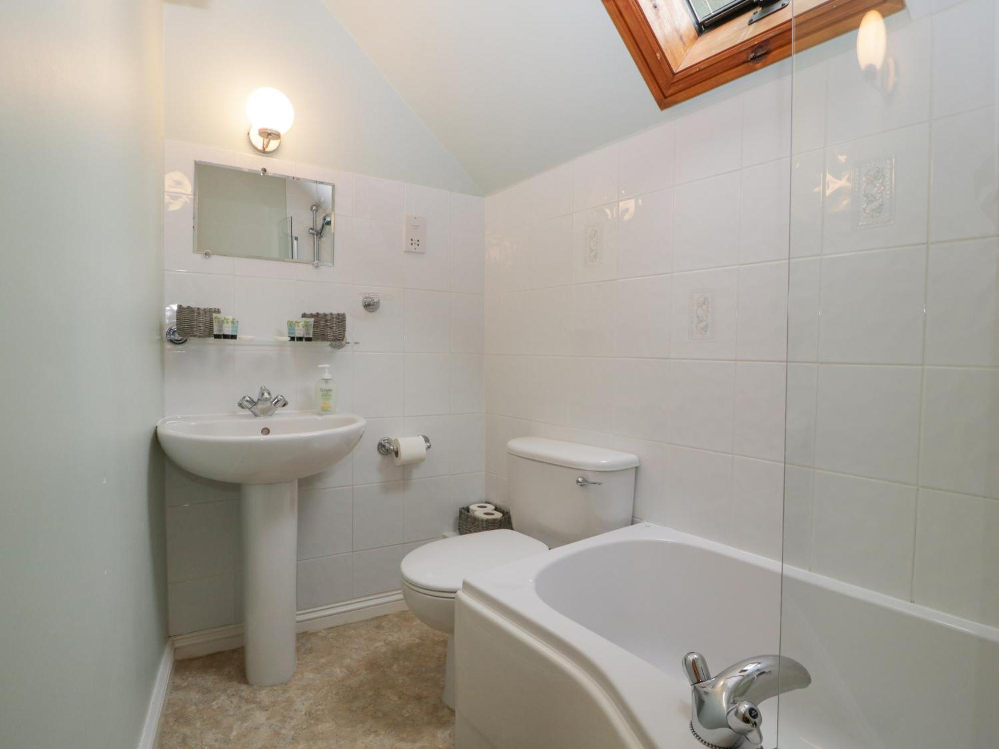 The Coach House Apartment تِوْكيسبوري المظهر الخارجي الصورة
