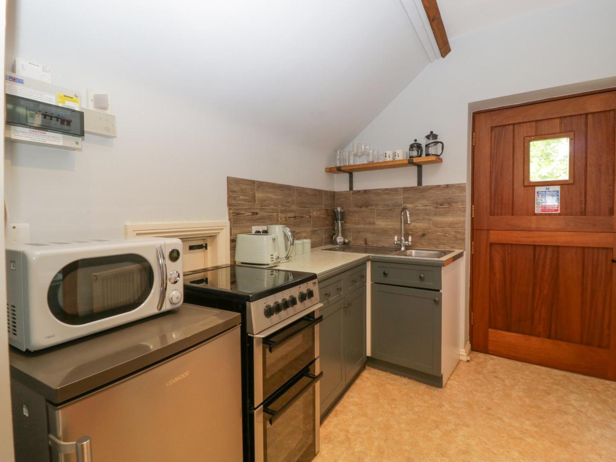 The Coach House Apartment تِوْكيسبوري المظهر الخارجي الصورة